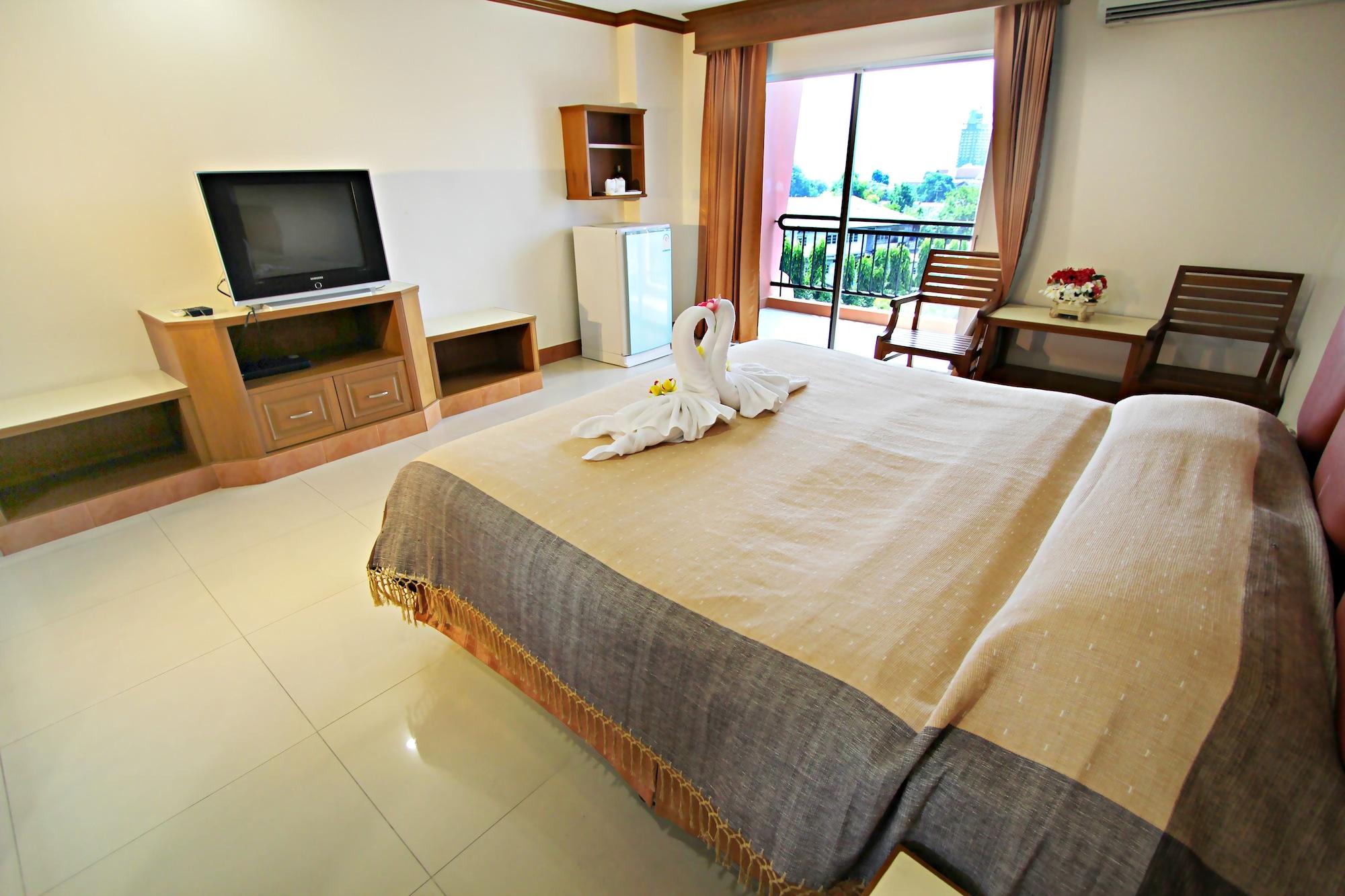 Lek Villa Pattaya Luaran gambar