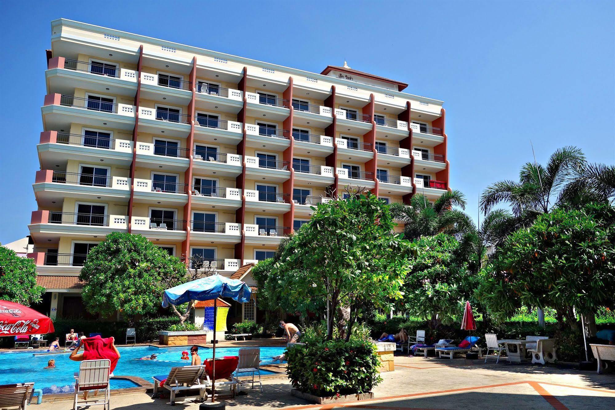 Lek Villa Pattaya Luaran gambar