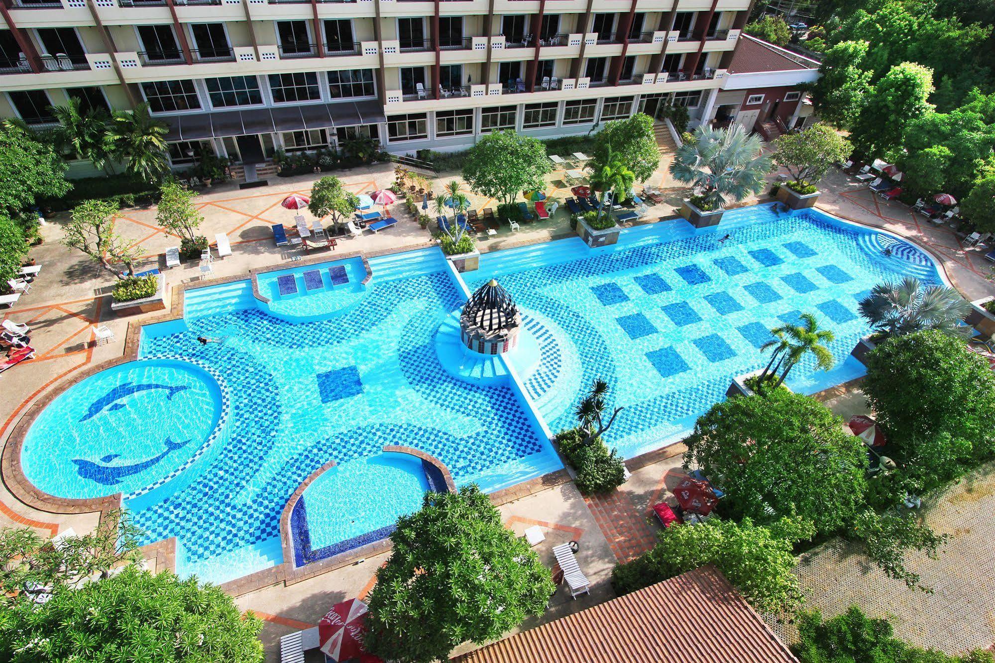 Lek Villa Pattaya Luaran gambar